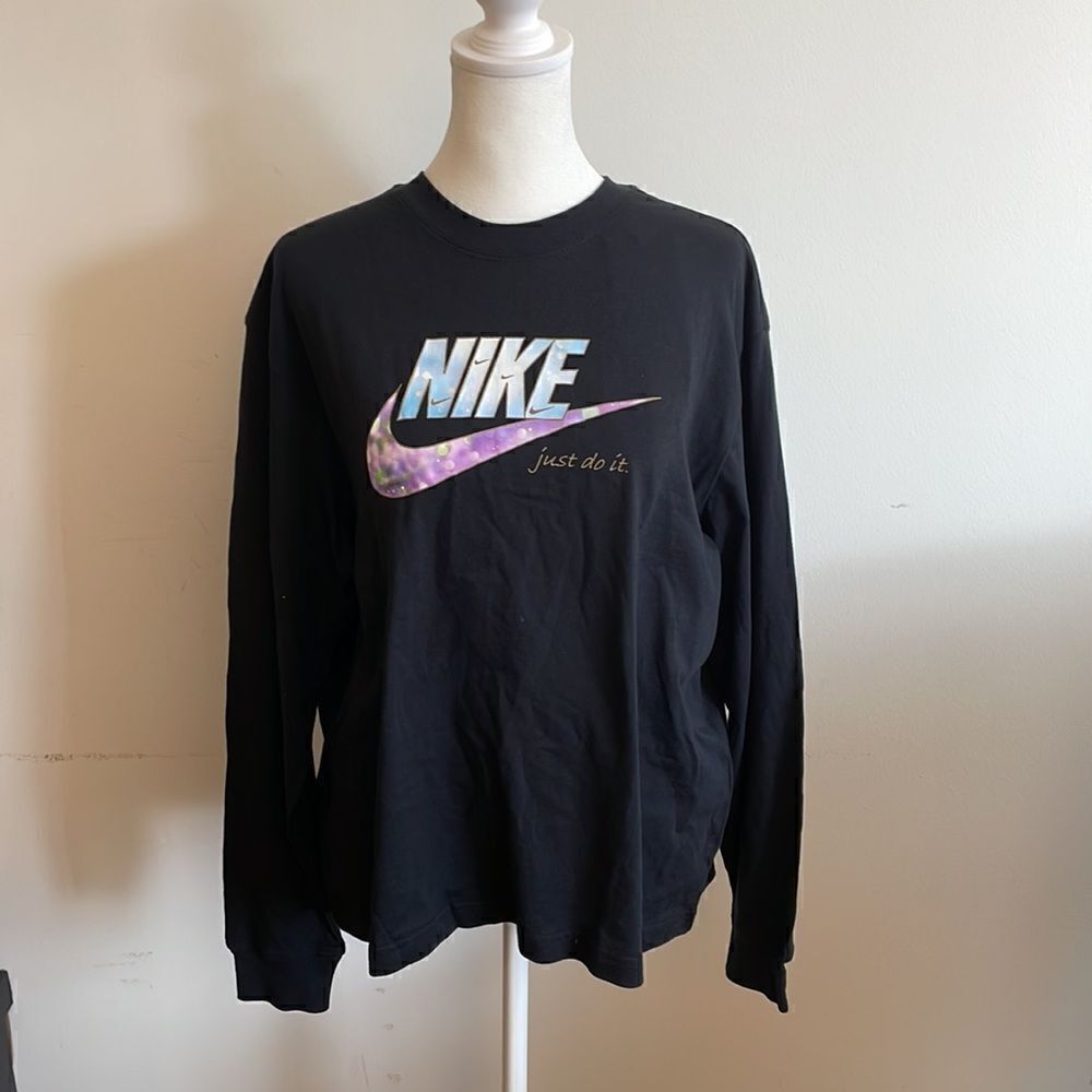 NWT Nike Essential Long Sleeve Tee Women Size M (DV9945-010)MSRP$45
